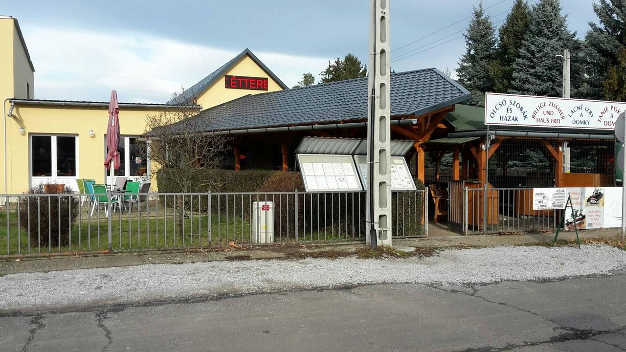 Grill Terasz Etterem Es Szallashely Mezokovesd Luaran gambar